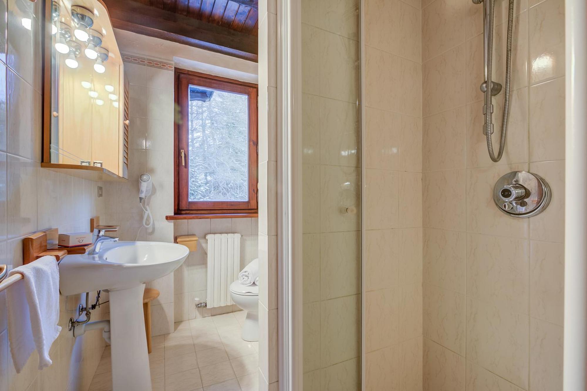 Belvedere Apartments - Happy Rentals Sestriere Ngoại thất bức ảnh