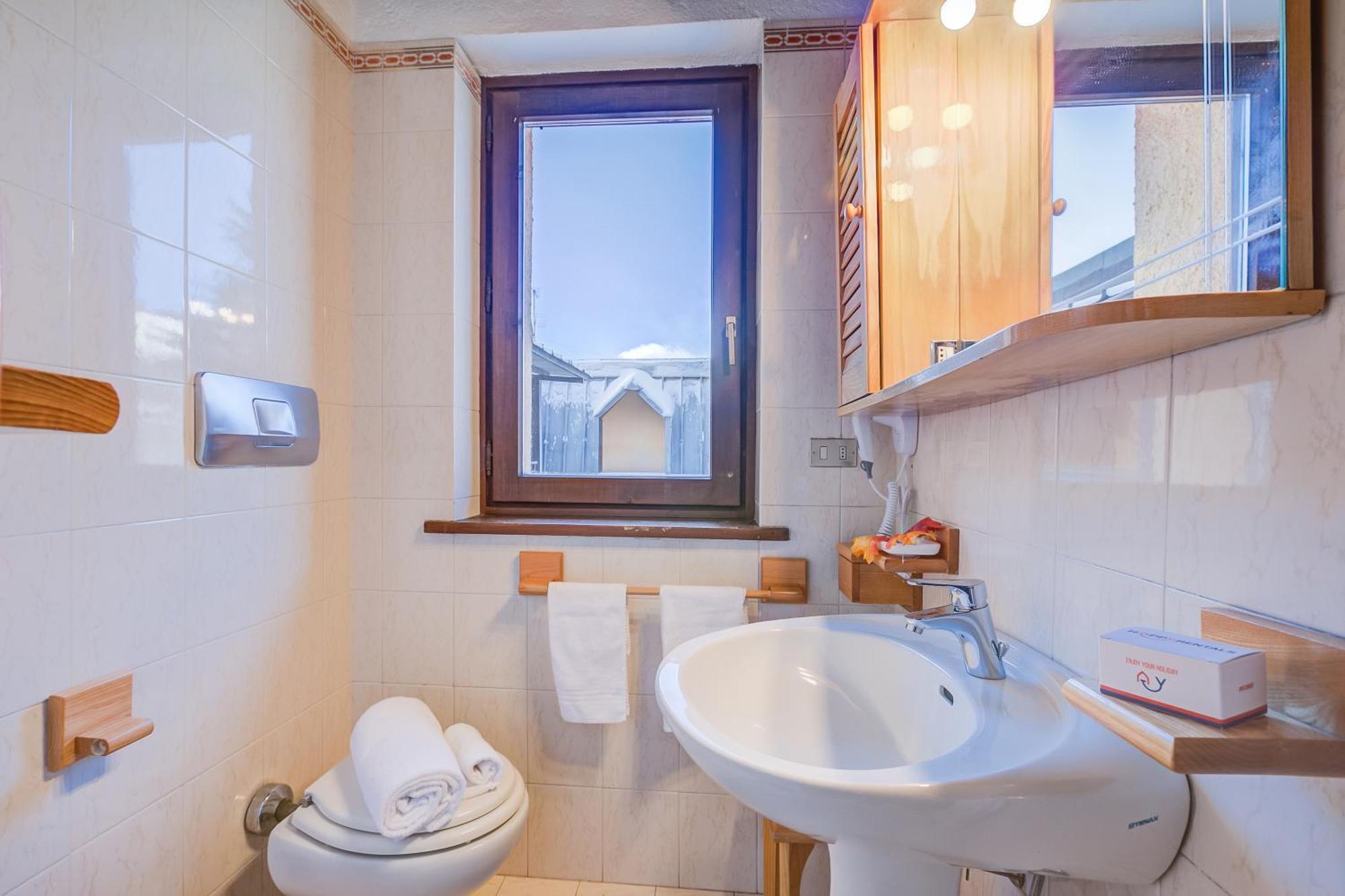 Belvedere Apartments - Happy Rentals Sestriere Ngoại thất bức ảnh