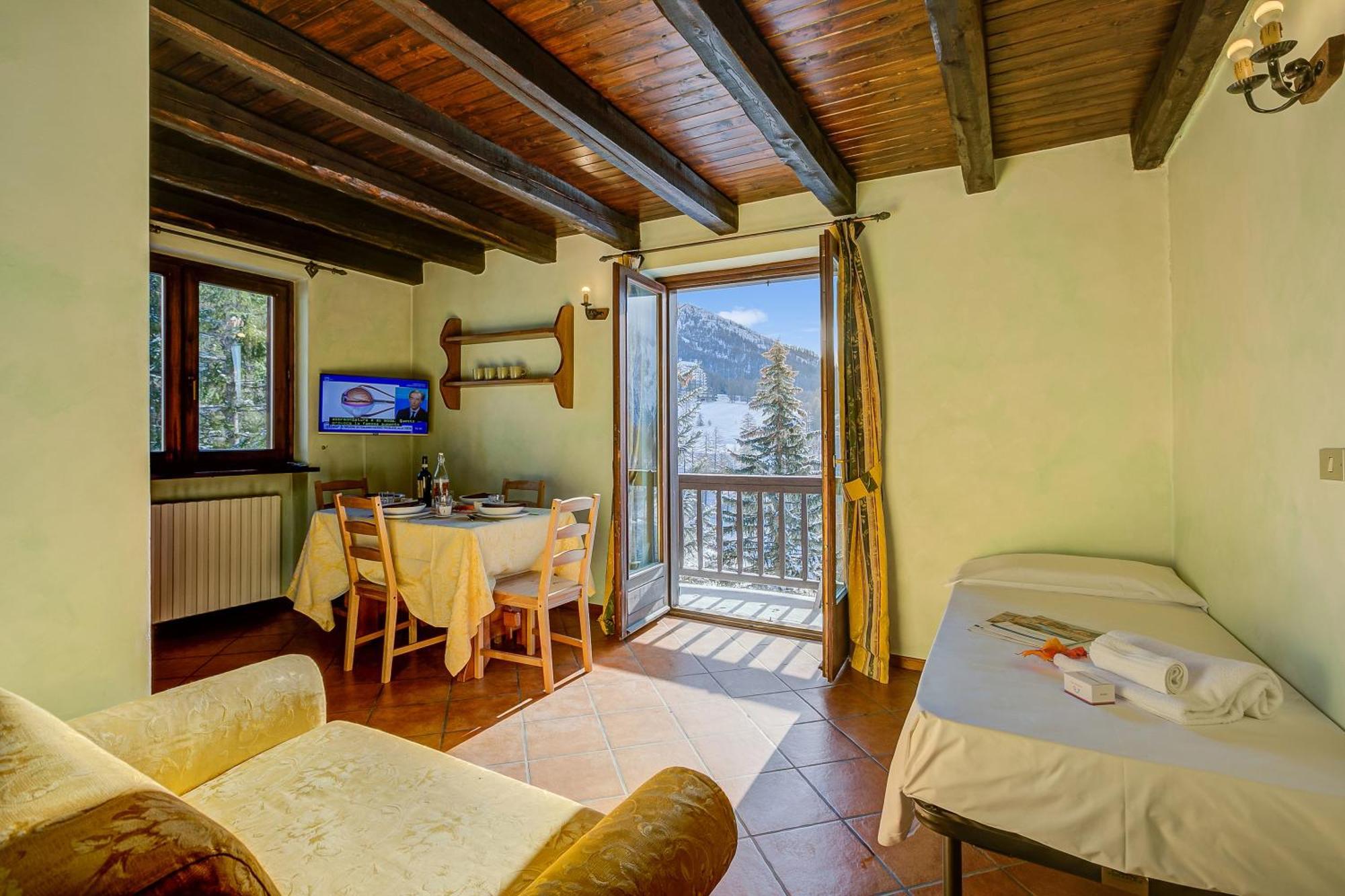 Belvedere Apartments - Happy Rentals Sestriere Ngoại thất bức ảnh