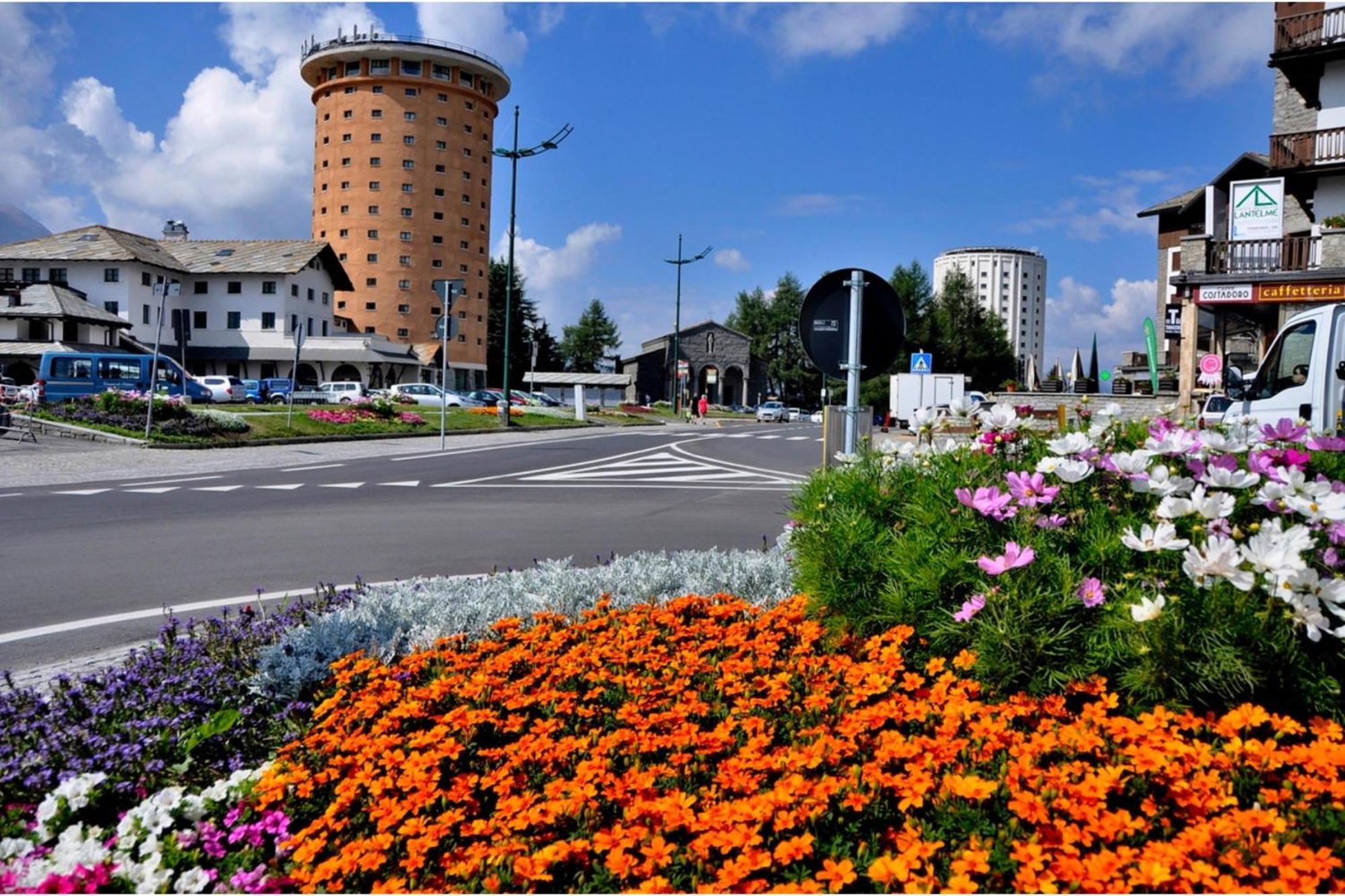 Belvedere Apartments - Happy Rentals Sestriere Ngoại thất bức ảnh